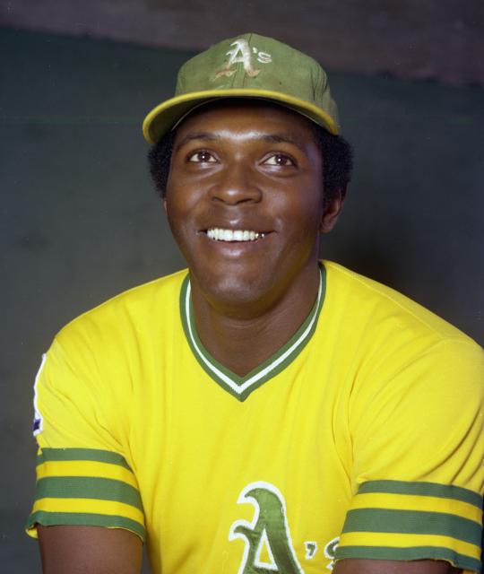 CardCorner: 1978 Topps Vida Blue | Baseball Hall of Fame
